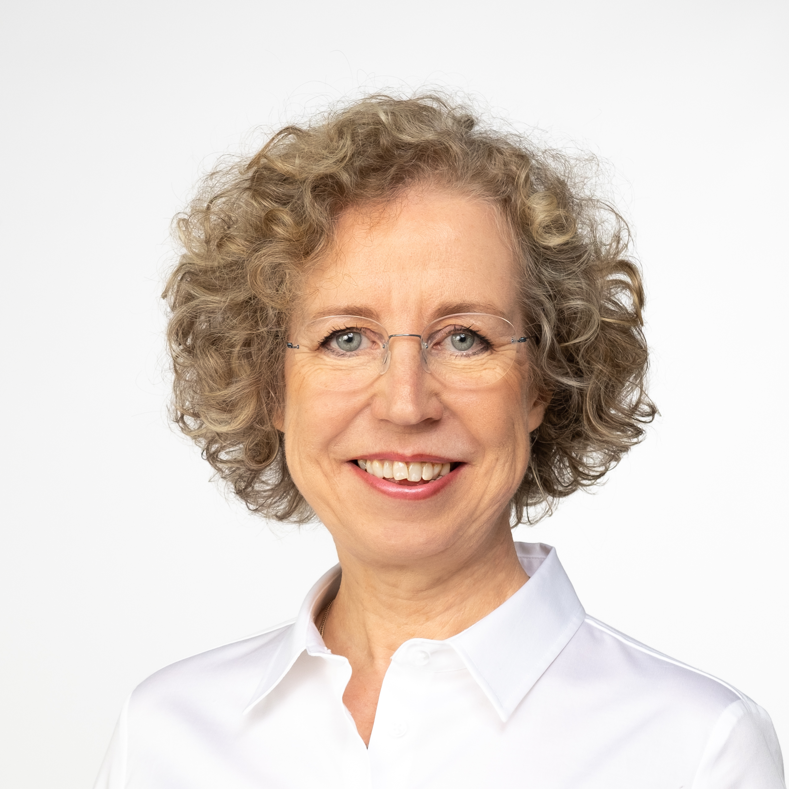 Dr. Kerstin Hoffmann